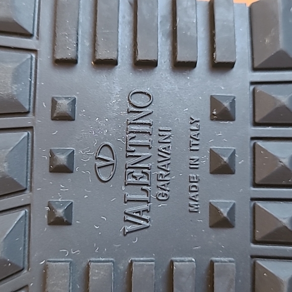 Valentino sneakers - Picture 3 of 7